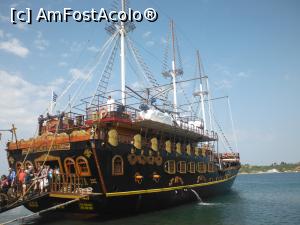 [P02] Vaporul cu care am facut excursia pe langa muntele Athos.  » foto by mare2016
 - 
<span class="allrVoted glyphicon glyphicon-heart hidden" id="av1044915"></span>
<a class="m-l-10 hidden" id="sv1044915" onclick="voting_Foto_DelVot(,1044915,2747)" role="button">șterge vot <span class="glyphicon glyphicon-remove"></span></a>
<a id="v91044915" class=" c-red"  onclick="voting_Foto_SetVot(1044915)" role="button"><span class="glyphicon glyphicon-heart-empty"></span> <b>LIKE</b> = Votează poza</a> <img class="hidden"  id="f1044915W9" src="/imagini/loader.gif" border="0" /><span class="AjErrMes hidden" id="e1044915ErM"></span>