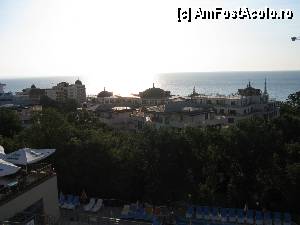 [P02] Vederea de la balconul camerei » foto by florin petre
 - 
<span class="allrVoted glyphicon glyphicon-heart hidden" id="av352489"></span>
<a class="m-l-10 hidden" id="sv352489" onclick="voting_Foto_DelVot(,352489,2770)" role="button">șterge vot <span class="glyphicon glyphicon-remove"></span></a>
<a id="v9352489" class=" c-red"  onclick="voting_Foto_SetVot(352489)" role="button"><span class="glyphicon glyphicon-heart-empty"></span> <b>LIKE</b> = Votează poza</a> <img class="hidden"  id="f352489W9" src="/imagini/loader.gif" border="0" /><span class="AjErrMes hidden" id="e352489ErM"></span>