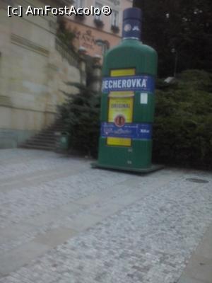 [P12] Chioșcul unde se vindea Becherovka » foto by ioan marinescu
 - 
<span class="allrVoted glyphicon glyphicon-heart hidden" id="av840125"></span>
<a class="m-l-10 hidden" id="sv840125" onclick="voting_Foto_DelVot(,840125,2782)" role="button">șterge vot <span class="glyphicon glyphicon-remove"></span></a>
<a id="v9840125" class=" c-red"  onclick="voting_Foto_SetVot(840125)" role="button"><span class="glyphicon glyphicon-heart-empty"></span> <b>LIKE</b> = Votează poza</a> <img class="hidden"  id="f840125W9" src="/imagini/loader.gif" border="0" /><span class="AjErrMes hidden" id="e840125ErM"></span>