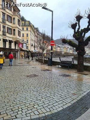 [P07] Karlovy Vary strada principala din fata hotelului Pupp » foto by cristian sava
 - 
<span class="allrVoted glyphicon glyphicon-heart hidden" id="av1409175"></span>
<a class="m-l-10 hidden" id="sv1409175" onclick="voting_Foto_DelVot(,1409175,2782)" role="button">șterge vot <span class="glyphicon glyphicon-remove"></span></a>
<a id="v91409175" class=" c-red"  onclick="voting_Foto_SetVot(1409175)" role="button"><span class="glyphicon glyphicon-heart-empty"></span> <b>LIKE</b> = Votează poza</a> <img class="hidden"  id="f1409175W9" src="/imagini/loader.gif" border="0" /><span class="AjErrMes hidden" id="e1409175ErM"></span>