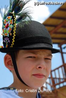 [P16] Festivalul Bujorului de Munte din Gura Raului - Sibiu » foto by cristinadumitru*
 - 
<span class="allrVoted glyphicon glyphicon-heart hidden" id="av21663"></span>
<a class="m-l-10 hidden" id="sv21663" onclick="voting_Foto_DelVot(,21663,2783)" role="button">șterge vot <span class="glyphicon glyphicon-remove"></span></a>
<a id="v921663" class=" c-red"  onclick="voting_Foto_SetVot(21663)" role="button"><span class="glyphicon glyphicon-heart-empty"></span> <b>LIKE</b> = Votează poza</a> <img class="hidden"  id="f21663W9" src="/imagini/loader.gif" border="0" /><span class="AjErrMes hidden" id="e21663ErM"></span>