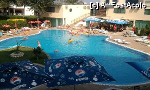 [P08] Piscina-mult prea mica pentru capacitatea hotelului » foto by Florin Ivan
 - 
<span class="allrVoted glyphicon glyphicon-heart hidden" id="av470487"></span>
<a class="m-l-10 hidden" id="sv470487" onclick="voting_Foto_DelVot(,470487,2794)" role="button">șterge vot <span class="glyphicon glyphicon-remove"></span></a>
<a id="v9470487" class=" c-red"  onclick="voting_Foto_SetVot(470487)" role="button"><span class="glyphicon glyphicon-heart-empty"></span> <b>LIKE</b> = Votează poza</a> <img class="hidden"  id="f470487W9" src="/imagini/loader.gif" border="0" /><span class="AjErrMes hidden" id="e470487ErM"></span>