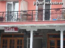 [P01] usa principala la hotel Atlas » foto by Sanziana
 - 
<span class="allrVoted glyphicon glyphicon-heart hidden" id="av108207"></span>
<a class="m-l-10 hidden" id="sv108207" onclick="voting_Foto_DelVot(,108207,2815)" role="button">șterge vot <span class="glyphicon glyphicon-remove"></span></a>
<a id="v9108207" class=" c-red"  onclick="voting_Foto_SetVot(108207)" role="button"><span class="glyphicon glyphicon-heart-empty"></span> <b>LIKE</b> = Votează poza</a> <img class="hidden"  id="f108207W9" src="/imagini/loader.gif" border="0" /><span class="AjErrMes hidden" id="e108207ErM"></span>