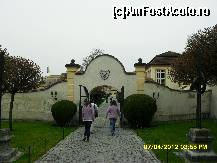 [P07] prin gradinile abatiei Melk. » foto by adryana
 - 
<span class="allrVoted glyphicon glyphicon-heart hidden" id="av313265"></span>
<a class="m-l-10 hidden" id="sv313265" onclick="voting_Foto_DelVot(,313265,2854)" role="button">șterge vot <span class="glyphicon glyphicon-remove"></span></a>
<a id="v9313265" class=" c-red"  onclick="voting_Foto_SetVot(313265)" role="button"><span class="glyphicon glyphicon-heart-empty"></span> <b>LIKE</b> = Votează poza</a> <img class="hidden"  id="f313265W9" src="/imagini/loader.gif" border="0" /><span class="AjErrMes hidden" id="e313265ErM"></span>