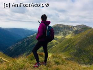 [P05] Pe creasta Fagarasului » foto by noi doi
 - 
<span class="allrVoted glyphicon glyphicon-heart hidden" id="av1184267"></span>
<a class="m-l-10 hidden" id="sv1184267" onclick="voting_Foto_DelVot(,1184267,2855)" role="button">șterge vot <span class="glyphicon glyphicon-remove"></span></a>
<a id="v91184267" class=" c-red"  onclick="voting_Foto_SetVot(1184267)" role="button"><span class="glyphicon glyphicon-heart-empty"></span> <b>LIKE</b> = Votează poza</a> <img class="hidden"  id="f1184267W9" src="/imagini/loader.gif" border="0" /><span class="AjErrMes hidden" id="e1184267ErM"></span>
