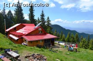 [P09] Cabana Suru 1450 m » foto by AZE
 - 
<span class="allrVoted glyphicon glyphicon-heart hidden" id="av970546"></span>
<a class="m-l-10 hidden" id="sv970546" onclick="voting_Foto_DelVot(,970546,2855)" role="button">șterge vot <span class="glyphicon glyphicon-remove"></span></a>
<a id="v9970546" class=" c-red"  onclick="voting_Foto_SetVot(970546)" role="button"><span class="glyphicon glyphicon-heart-empty"></span> <b>LIKE</b> = Votează poza</a> <img class="hidden"  id="f970546W9" src="/imagini/loader.gif" border="0" /><span class="AjErrMes hidden" id="e970546ErM"></span>