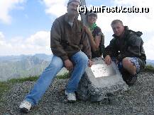 [P8x] La vf. Vanatoarea lui Buteanu,impreuna cu doi colegi .(Ciudata denumire pentru un varf de munte?!) » foto by edith simon
 - 
<span class="allrVoted glyphicon glyphicon-heart hidden" id="av11317"></span>
<a class="m-l-10 hidden" id="sv11317" onclick="voting_Foto_DelVot(,11317,2855)" role="button">șterge vot <span class="glyphicon glyphicon-remove"></span></a>
<a id="v911317" class=" c-red"  onclick="voting_Foto_SetVot(11317)" role="button"><span class="glyphicon glyphicon-heart-empty"></span> <b>LIKE</b> = Votează poza</a> <img class="hidden"  id="f11317W9" src="/imagini/loader.gif" border="0" /><span class="AjErrMes hidden" id="e11317ErM"></span>