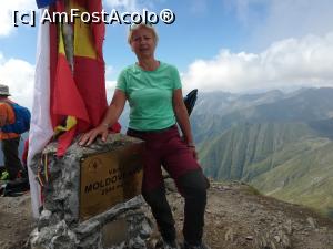 [P19] Am fost acolo, pe Vârful Moldoveanu » foto by Mika
 - 
<span class="allrVoted glyphicon glyphicon-heart hidden" id="av1186334"></span>
<a class="m-l-10 hidden" id="sv1186334" onclick="voting_Foto_DelVot(,1186334,2855)" role="button">șterge vot <span class="glyphicon glyphicon-remove"></span></a>
<a id="v91186334" class=" c-red"  onclick="voting_Foto_SetVot(1186334)" role="button"><span class="glyphicon glyphicon-heart-empty"></span> <b>LIKE</b> = Votează poza</a> <img class="hidden"  id="f1186334W9" src="/imagini/loader.gif" border="0" /><span class="AjErrMes hidden" id="e1186334ErM"></span>
