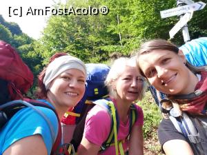 [P01] Fetele la inceputul traseului » foto by Mika
 - 
<span class="allrVoted glyphicon glyphicon-heart hidden" id="av1327412"></span>
<a class="m-l-10 hidden" id="sv1327412" onclick="voting_Foto_DelVot(,1327412,2855)" role="button">șterge vot <span class="glyphicon glyphicon-remove"></span></a>
<a id="v91327412" class=" c-red"  onclick="voting_Foto_SetVot(1327412)" role="button"><span class="glyphicon glyphicon-heart-empty"></span> <b>LIKE</b> = Votează poza</a> <img class="hidden"  id="f1327412W9" src="/imagini/loader.gif" border="0" /><span class="AjErrMes hidden" id="e1327412ErM"></span>