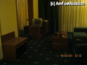 [P01] Livingul apartamentului... un mare mare minus este dimensiunea tv-ului mult prea mica » foto by floricica32
 - 
<span class="allrVoted glyphicon glyphicon-heart hidden" id="av397065"></span>
<a class="m-l-10 hidden" id="sv397065" onclick="voting_Foto_DelVot(,397065,2861)" role="button">șterge vot <span class="glyphicon glyphicon-remove"></span></a>
<a id="v9397065" class=" c-red"  onclick="voting_Foto_SetVot(397065)" role="button"><span class="glyphicon glyphicon-heart-empty"></span> <b>LIKE</b> = Votează poza</a> <img class="hidden"  id="f397065W9" src="/imagini/loader.gif" border="0" /><span class="AjErrMes hidden" id="e397065ErM"></span>