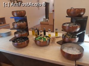 [P32] Preparatele de la prânz și cina » foto by roxxie
 - 
<span class="allrVoted glyphicon glyphicon-heart hidden" id="av1502578"></span>
<a class="m-l-10 hidden" id="sv1502578" onclick="voting_Foto_DelVot(,1502578,2863)" role="button">șterge vot <span class="glyphicon glyphicon-remove"></span></a>
<a id="v91502578" class=" c-red"  onclick="voting_Foto_SetVot(1502578)" role="button"><span class="glyphicon glyphicon-heart-empty"></span> <b>LIKE</b> = Votează poza</a> <img class="hidden"  id="f1502578W9" src="/imagini/loader.gif" border="0" /><span class="AjErrMes hidden" id="e1502578ErM"></span>