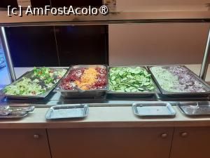 [P35] Salate » foto by roxxie
 - 
<span class="allrVoted glyphicon glyphicon-heart hidden" id="av1502581"></span>
<a class="m-l-10 hidden" id="sv1502581" onclick="voting_Foto_DelVot(,1502581,2863)" role="button">șterge vot <span class="glyphicon glyphicon-remove"></span></a>
<a id="v91502581" class=" c-red"  onclick="voting_Foto_SetVot(1502581)" role="button"><span class="glyphicon glyphicon-heart-empty"></span> <b>LIKE</b> = Votează poza</a> <img class="hidden"  id="f1502581W9" src="/imagini/loader.gif" border="0" /><span class="AjErrMes hidden" id="e1502581ErM"></span>