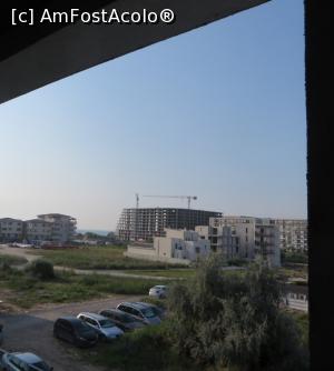 [P19] Vedere spre mare din balcon. » foto by tata123 🔱
 - 
<span class="allrVoted glyphicon glyphicon-heart hidden" id="av1240058"></span>
<a class="m-l-10 hidden" id="sv1240058" onclick="voting_Foto_DelVot(,1240058,2869)" role="button">șterge vot <span class="glyphicon glyphicon-remove"></span></a>
<a id="v91240058" class=" c-red"  onclick="voting_Foto_SetVot(1240058)" role="button"><span class="glyphicon glyphicon-heart-empty"></span> <b>LIKE</b> = Votează poza</a> <img class="hidden"  id="f1240058W9" src="/imagini/loader.gif" border="0" /><span class="AjErrMes hidden" id="e1240058ErM"></span>