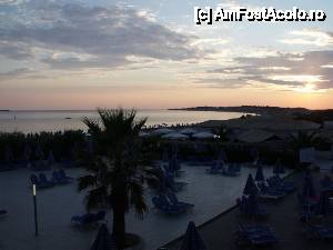 [P32] Apus de soare » foto by monicutza
 - 
<span class="allrVoted glyphicon glyphicon-heart hidden" id="av441734"></span>
<a class="m-l-10 hidden" id="sv441734" onclick="voting_Foto_DelVot(,441734,2905)" role="button">șterge vot <span class="glyphicon glyphicon-remove"></span></a>
<a id="v9441734" class=" c-red"  onclick="voting_Foto_SetVot(441734)" role="button"><span class="glyphicon glyphicon-heart-empty"></span> <b>LIKE</b> = Votează poza</a> <img class="hidden"  id="f441734W9" src="/imagini/loader.gif" border="0" /><span class="AjErrMes hidden" id="e441734ErM"></span>