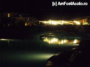 [P35] Piscina seara » foto by monicutza
 - 
<span class="allrVoted glyphicon glyphicon-heart hidden" id="av441737"></span>
<a class="m-l-10 hidden" id="sv441737" onclick="voting_Foto_DelVot(,441737,2905)" role="button">șterge vot <span class="glyphicon glyphicon-remove"></span></a>
<a id="v9441737" class=" c-red"  onclick="voting_Foto_SetVot(441737)" role="button"><span class="glyphicon glyphicon-heart-empty"></span> <b>LIKE</b> = Votează poza</a> <img class="hidden"  id="f441737W9" src="/imagini/loader.gif" border="0" /><span class="AjErrMes hidden" id="e441737ErM"></span>