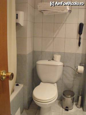 [P07] In baie » foto by monicutza
 - 
<span class="allrVoted glyphicon glyphicon-heart hidden" id="av441706"></span>
<a class="m-l-10 hidden" id="sv441706" onclick="voting_Foto_DelVot(,441706,2905)" role="button">șterge vot <span class="glyphicon glyphicon-remove"></span></a>
<a id="v9441706" class=" c-red"  onclick="voting_Foto_SetVot(441706)" role="button"><span class="glyphicon glyphicon-heart-empty"></span> <b>LIKE</b> = Votează poza</a> <img class="hidden"  id="f441706W9" src="/imagini/loader.gif" border="0" /><span class="AjErrMes hidden" id="e441706ErM"></span>