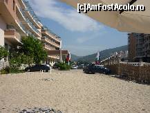 [P14] parcarea si intrarea in hotel » foto by alge
 - 
<span class="allrVoted glyphicon glyphicon-heart hidden" id="av130547"></span>
<a class="m-l-10 hidden" id="sv130547" onclick="voting_Foto_DelVot(,130547,2919)" role="button">șterge vot <span class="glyphicon glyphicon-remove"></span></a>
<a id="v9130547" class=" c-red"  onclick="voting_Foto_SetVot(130547)" role="button"><span class="glyphicon glyphicon-heart-empty"></span> <b>LIKE</b> = Votează poza</a> <img class="hidden"  id="f130547W9" src="/imagini/loader.gif" border="0" /><span class="AjErrMes hidden" id="e130547ErM"></span>