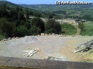 [P01] Peştera Farcu. Vedere de pe platforma căsuței de la intrare. In stânga se vede firul tirolienei.  » foto by FlorinAndrei
 - 
<span class="allrVoted glyphicon glyphicon-heart hidden" id="av620887"></span>
<a class="m-l-10 hidden" id="sv620887" onclick="voting_Foto_DelVot(,620887,2923)" role="button">șterge vot <span class="glyphicon glyphicon-remove"></span></a>
<a id="v9620887" class=" c-red"  onclick="voting_Foto_SetVot(620887)" role="button"><span class="glyphicon glyphicon-heart-empty"></span> <b>LIKE</b> = Votează poza</a> <img class="hidden"  id="f620887W9" src="/imagini/loader.gif" border="0" /><span class="AjErrMes hidden" id="e620887ErM"></span>