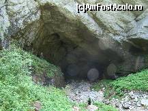 [P02] Intrarea în peşteră.  » foto by Utube
 - 
<span class="allrVoted glyphicon glyphicon-heart hidden" id="av421727"></span>
<a class="m-l-10 hidden" id="sv421727" onclick="voting_Foto_DelVot(,421727,2923)" role="button">șterge vot <span class="glyphicon glyphicon-remove"></span></a>
<a id="v9421727" class=" c-red"  onclick="voting_Foto_SetVot(421727)" role="button"><span class="glyphicon glyphicon-heart-empty"></span> <b>LIKE</b> = Votează poza</a> <img class="hidden"  id="f421727W9" src="/imagini/loader.gif" border="0" /><span class="AjErrMes hidden" id="e421727ErM"></span>
