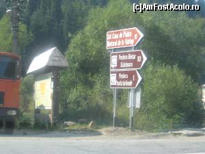 [P02] La Garda de Sus, un panou indicator, te indreapta spre Cheile Ordancusei, Pestera lui Ionele si ghetarul Scarisoara » foto by dorgo
 - 
<span class="allrVoted glyphicon glyphicon-heart hidden" id="av654708"></span>
<a class="m-l-10 hidden" id="sv654708" onclick="voting_Foto_DelVot(,654708,2923)" role="button">șterge vot <span class="glyphicon glyphicon-remove"></span></a>
<a id="v9654708" class=" c-red"  onclick="voting_Foto_SetVot(654708)" role="button"><span class="glyphicon glyphicon-heart-empty"></span> <b>LIKE</b> = Votează poza</a> <img class="hidden"  id="f654708W9" src="/imagini/loader.gif" border="0" /><span class="AjErrMes hidden" id="e654708ErM"></span>