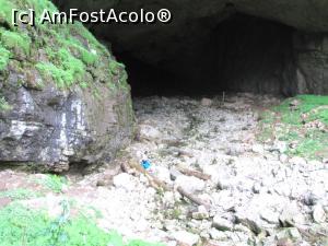 [P08] Coiba Mare si un urias portal de intrare in pestera » foto by simplegirl
 - 
<span class="allrVoted glyphicon glyphicon-heart hidden" id="av892909"></span>
<a class="m-l-10 hidden" id="sv892909" onclick="voting_Foto_DelVot(,892909,2923)" role="button">șterge vot <span class="glyphicon glyphicon-remove"></span></a>
<a id="v9892909" class=" c-red"  onclick="voting_Foto_SetVot(892909)" role="button"><span class="glyphicon glyphicon-heart-empty"></span> <b>LIKE</b> = Votează poza</a> <img class="hidden"  id="f892909W9" src="/imagini/loader.gif" border="0" /><span class="AjErrMes hidden" id="e892909ErM"></span>