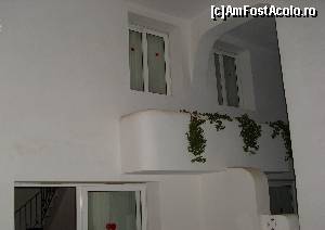 [P10] Fereastra si balconul de la etaj » foto by marsus
 - 
<span class="allrVoted glyphicon glyphicon-heart hidden" id="av580143"></span>
<a class="m-l-10 hidden" id="sv580143" onclick="voting_Foto_DelVot(,580143,2937)" role="button">șterge vot <span class="glyphicon glyphicon-remove"></span></a>
<a id="v9580143" class=" c-red"  onclick="voting_Foto_SetVot(580143)" role="button"><span class="glyphicon glyphicon-heart-empty"></span> <b>LIKE</b> = Votează poza</a> <img class="hidden"  id="f580143W9" src="/imagini/loader.gif" border="0" /><span class="AjErrMes hidden" id="e580143ErM"></span>