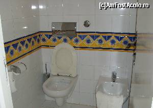 [P13] WC-ul cu bideu » foto by marsus
 - 
<span class="allrVoted glyphicon glyphicon-heart hidden" id="av580146"></span>
<a class="m-l-10 hidden" id="sv580146" onclick="voting_Foto_DelVot(,580146,2937)" role="button">șterge vot <span class="glyphicon glyphicon-remove"></span></a>
<a id="v9580146" class=" c-red"  onclick="voting_Foto_SetVot(580146)" role="button"><span class="glyphicon glyphicon-heart-empty"></span> <b>LIKE</b> = Votează poza</a> <img class="hidden"  id="f580146W9" src="/imagini/loader.gif" border="0" /><span class="AjErrMes hidden" id="e580146ErM"></span>