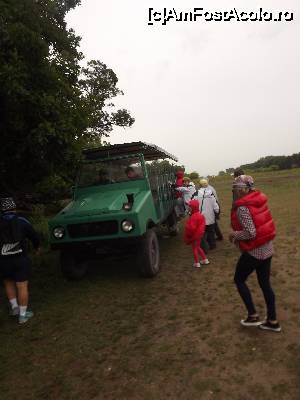 [P23] și jeep-ul rusesc » foto by robert
 - 
<span class="allrVoted glyphicon glyphicon-heart hidden" id="av643062"></span>
<a class="m-l-10 hidden" id="sv643062" onclick="voting_Foto_DelVot(,643062,2956)" role="button">șterge vot <span class="glyphicon glyphicon-remove"></span></a>
<a id="v9643062" class=" c-red"  onclick="voting_Foto_SetVot(643062)" role="button"><span class="glyphicon glyphicon-heart-empty"></span> <b>LIKE</b> = Votează poza</a> <img class="hidden"  id="f643062W9" src="/imagini/loader.gif" border="0" /><span class="AjErrMes hidden" id="e643062ErM"></span>