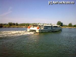 [P06] Cataramanul, vas tramsport persoane pe traseul Tulcea-Sulina si retur. Maliuc, Delta Dunarii.  » foto by traian.leuca †
 - 
<span class="allrVoted glyphicon glyphicon-heart hidden" id="av401513"></span>
<a class="m-l-10 hidden" id="sv401513" onclick="voting_Foto_DelVot(,401513,2956)" role="button">șterge vot <span class="glyphicon glyphicon-remove"></span></a>
<a id="v9401513" class=" c-red"  onclick="voting_Foto_SetVot(401513)" role="button"><span class="glyphicon glyphicon-heart-empty"></span> <b>LIKE</b> = Votează poza</a> <img class="hidden"  id="f401513W9" src="/imagini/loader.gif" border="0" /><span class="AjErrMes hidden" id="e401513ErM"></span>