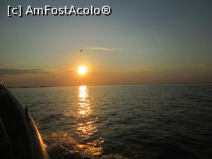 [P10] excursie varsarea Dunarii in mare -o mica barca in imensitatea marii » foto by ile07
 - 
<span class="allrVoted glyphicon glyphicon-heart hidden" id="av778914"></span>
<a class="m-l-10 hidden" id="sv778914" onclick="voting_Foto_DelVot(,778914,2956)" role="button">șterge vot <span class="glyphicon glyphicon-remove"></span></a>
<a id="v9778914" class=" c-red"  onclick="voting_Foto_SetVot(778914)" role="button"><span class="glyphicon glyphicon-heart-empty"></span> <b>LIKE</b> = Votează poza</a> <img class="hidden"  id="f778914W9" src="/imagini/loader.gif" border="0" /><span class="AjErrMes hidden" id="e778914ErM"></span>