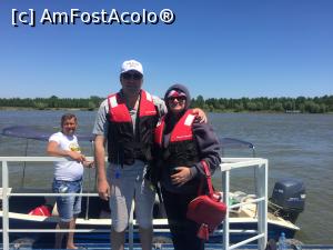 [P21] Am fost acolo în Deltă - aici se vede și Florin, căpitanul nostru » foto by ANILU
 - 
<span class="allrVoted glyphicon glyphicon-heart hidden" id="av972375"></span>
<a class="m-l-10 hidden" id="sv972375" onclick="voting_Foto_DelVot(,972375,2956)" role="button">șterge vot <span class="glyphicon glyphicon-remove"></span></a>
<a id="v9972375" class=" c-red"  onclick="voting_Foto_SetVot(972375)" role="button"><span class="glyphicon glyphicon-heart-empty"></span> <b>LIKE</b> = Votează poza</a> <img class="hidden"  id="f972375W9" src="/imagini/loader.gif" border="0" /><span class="AjErrMes hidden" id="e972375ErM"></span>