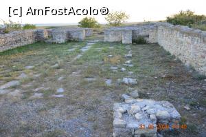 [P37] Întinsa cetate Argamum » foto by KSV
 - 
<span class="allrVoted glyphicon glyphicon-heart hidden" id="av1165347"></span>
<a class="m-l-10 hidden" id="sv1165347" onclick="voting_Foto_DelVot(,1165347,2956)" role="button">șterge vot <span class="glyphicon glyphicon-remove"></span></a>
<a id="v91165347" class=" c-red"  onclick="voting_Foto_SetVot(1165347)" role="button"><span class="glyphicon glyphicon-heart-empty"></span> <b>LIKE</b> = Votează poza</a> <img class="hidden"  id="f1165347W9" src="/imagini/loader.gif" border="0" /><span class="AjErrMes hidden" id="e1165347ErM"></span>