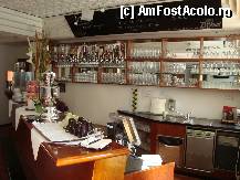[P22] Barul restaurantului. » foto by balasa violeta
 - 
<span class="allrVoted glyphicon glyphicon-heart hidden" id="av317166"></span>
<a class="m-l-10 hidden" id="sv317166" onclick="voting_Foto_DelVot(,317166,2957)" role="button">șterge vot <span class="glyphicon glyphicon-remove"></span></a>
<a id="v9317166" class=" c-red"  onclick="voting_Foto_SetVot(317166)" role="button"><span class="glyphicon glyphicon-heart-empty"></span> <b>LIKE</b> = Votează poza</a> <img class="hidden"  id="f317166W9" src="/imagini/loader.gif" border="0" /><span class="AjErrMes hidden" id="e317166ErM"></span>