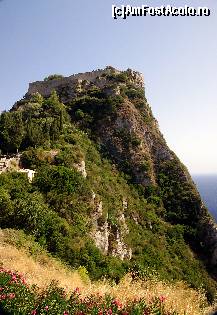 [P23] Angelokastro - până sus sunt multe trepte...  » foto by cher-cher
 - 
<span class="allrVoted glyphicon glyphicon-heart hidden" id="av418178"></span>
<a class="m-l-10 hidden" id="sv418178" onclick="voting_Foto_DelVot(,418178,3004)" role="button">șterge vot <span class="glyphicon glyphicon-remove"></span></a>
<a id="v9418178" class=" c-red"  onclick="voting_Foto_SetVot(418178)" role="button"><span class="glyphicon glyphicon-heart-empty"></span> <b>LIKE</b> = Votează poza</a> <img class="hidden"  id="f418178W9" src="/imagini/loader.gif" border="0" /><span class="AjErrMes hidden" id="e418178ErM"></span>