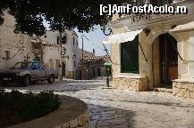 [P26] Centrul satului Krini » foto by cher-cher
 - 
<span class="allrVoted glyphicon glyphicon-heart hidden" id="av418181"></span>
<a class="m-l-10 hidden" id="sv418181" onclick="voting_Foto_DelVot(,418181,3004)" role="button">șterge vot <span class="glyphicon glyphicon-remove"></span></a>
<a id="v9418181" class=" c-red"  onclick="voting_Foto_SetVot(418181)" role="button"><span class="glyphicon glyphicon-heart-empty"></span> <b>LIKE</b> = Votează poza</a> <img class="hidden"  id="f418181W9" src="/imagini/loader.gif" border="0" /><span class="AjErrMes hidden" id="e418181ErM"></span>