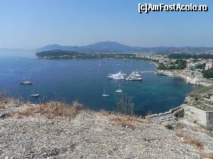 [P96] Deasupra citadelei, vedere spre sudul orașului. Într-acolo este și aeroportul, și ceva hoteluri, plus un port turistic.  » foto by abancor
 - 
<span class="allrVoted glyphicon glyphicon-heart hidden" id="av572158"></span>
<a class="m-l-10 hidden" id="sv572158" onclick="voting_Foto_DelVot(,572158,3004)" role="button">șterge vot <span class="glyphicon glyphicon-remove"></span></a>
<a id="v9572158" class=" c-red"  onclick="voting_Foto_SetVot(572158)" role="button"><span class="glyphicon glyphicon-heart-empty"></span> <b>LIKE</b> = Votează poza</a> <img class="hidden"  id="f572158W9" src="/imagini/loader.gif" border="0" /><span class="AjErrMes hidden" id="e572158ErM"></span>