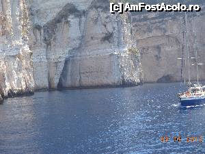 [P18] Paxos - pe partea cu pesterile albastre » foto by Denisa13
 - 
<span class="allrVoted glyphicon glyphicon-heart hidden" id="av492850"></span>
<a class="m-l-10 hidden" id="sv492850" onclick="voting_Foto_DelVot(,492850,3004)" role="button">șterge vot <span class="glyphicon glyphicon-remove"></span></a>
<a id="v9492850" class=" c-red"  onclick="voting_Foto_SetVot(492850)" role="button"><span class="glyphicon glyphicon-heart-empty"></span> <b>LIKE</b> = Votează poza</a> <img class="hidden"  id="f492850W9" src="/imagini/loader.gif" border="0" /><span class="AjErrMes hidden" id="e492850ErM"></span>