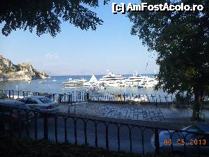 [P04] Port Corfu » foto by Denisa13
 - 
<span class="allrVoted glyphicon glyphicon-heart hidden" id="av492832"></span>
<a class="m-l-10 hidden" id="sv492832" onclick="voting_Foto_DelVot(,492832,3004)" role="button">șterge vot <span class="glyphicon glyphicon-remove"></span></a>
<a id="v9492832" class=" c-red"  onclick="voting_Foto_SetVot(492832)" role="button"><span class="glyphicon glyphicon-heart-empty"></span> <b>LIKE</b> = Votează poza</a> <img class="hidden"  id="f492832W9" src="/imagini/loader.gif" border="0" /><span class="AjErrMes hidden" id="e492832ErM"></span>