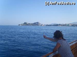 [P13] Pe drumul spre port, hranim pescarusii.  » foto by marius gaudi*
 - 
<span class="allrVoted glyphicon glyphicon-heart hidden" id="av361124"></span>
<a class="m-l-10 hidden" id="sv361124" onclick="voting_Foto_DelVot(,361124,3004)" role="button">șterge vot <span class="glyphicon glyphicon-remove"></span></a>
<a id="v9361124" class=" c-red"  onclick="voting_Foto_SetVot(361124)" role="button"><span class="glyphicon glyphicon-heart-empty"></span> <b>LIKE</b> = Votează poza</a> <img class="hidden"  id="f361124W9" src="/imagini/loader.gif" border="0" /><span class="AjErrMes hidden" id="e361124ErM"></span>