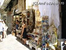 [P05] Vanzatorii de suveniruri... » foto by corinka
 - 
<span class="allrVoted glyphicon glyphicon-heart hidden" id="av81767"></span>
<a class="m-l-10 hidden" id="sv81767" onclick="voting_Foto_DelVot(,81767,3004)" role="button">șterge vot <span class="glyphicon glyphicon-remove"></span></a>
<a id="v981767" class=" c-red"  onclick="voting_Foto_SetVot(81767)" role="button"><span class="glyphicon glyphicon-heart-empty"></span> <b>LIKE</b> = Votează poza</a> <img class="hidden"  id="f81767W9" src="/imagini/loader.gif" border="0" /><span class="AjErrMes hidden" id="e81767ErM"></span>