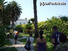 [P04] Una din gradinile Palatului » foto by AndreeaSava*
 - 
<span class="allrVoted glyphicon glyphicon-heart hidden" id="av124101"></span>
<a class="m-l-10 hidden" id="sv124101" onclick="voting_Foto_DelVot(,124101,3004)" role="button">șterge vot <span class="glyphicon glyphicon-remove"></span></a>
<a id="v9124101" class=" c-red"  onclick="voting_Foto_SetVot(124101)" role="button"><span class="glyphicon glyphicon-heart-empty"></span> <b>LIKE</b> = Votează poza</a> <img class="hidden"  id="f124101W9" src="/imagini/loader.gif" border="0" /><span class="AjErrMes hidden" id="e124101ErM"></span>