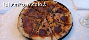 [P17] pizza servita in restaurantul principal » foto by elenaadina
 - 
<span class="allrVoted glyphicon glyphicon-heart hidden" id="av1280227"></span>
<a class="m-l-10 hidden" id="sv1280227" onclick="voting_Foto_DelVot(,1280227,3013)" role="button">șterge vot <span class="glyphicon glyphicon-remove"></span></a>
<a id="v91280227" class=" c-red"  onclick="voting_Foto_SetVot(1280227)" role="button"><span class="glyphicon glyphicon-heart-empty"></span> <b>LIKE</b> = Votează poza</a> <img class="hidden"  id="f1280227W9" src="/imagini/loader.gif" border="0" /><span class="AjErrMes hidden" id="e1280227ErM"></span>