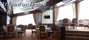 [P23] restaurantul principal » foto by elenaadina
 - 
<span class="allrVoted glyphicon glyphicon-heart hidden" id="av1280233"></span>
<a class="m-l-10 hidden" id="sv1280233" onclick="voting_Foto_DelVot(,1280233,3013)" role="button">șterge vot <span class="glyphicon glyphicon-remove"></span></a>
<a id="v91280233" class=" c-red"  onclick="voting_Foto_SetVot(1280233)" role="button"><span class="glyphicon glyphicon-heart-empty"></span> <b>LIKE</b> = Votează poza</a> <img class="hidden"  id="f1280233W9" src="/imagini/loader.gif" border="0" /><span class="AjErrMes hidden" id="e1280233ErM"></span>