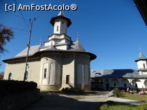 [P30] Biserica mânăstirii Măgura Ocnei » foto by Kavarnap
 - 
<span class="allrVoted glyphicon glyphicon-heart hidden" id="av1311114"></span>
<a class="m-l-10 hidden" id="sv1311114" onclick="voting_Foto_DelVot(,1311114,3017)" role="button">șterge vot <span class="glyphicon glyphicon-remove"></span></a>
<a id="v91311114" class=" c-red"  onclick="voting_Foto_SetVot(1311114)" role="button"><span class="glyphicon glyphicon-heart-empty"></span> <b>LIKE</b> = Votează poza</a> <img class="hidden"  id="f1311114W9" src="/imagini/loader.gif" border="0" /><span class="AjErrMes hidden" id="e1311114ErM"></span>