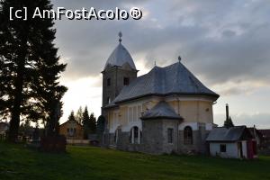 [P46] Biserica ortodoxă nouă-Beliș » foto by AZE
 - 
<span class="allrVoted glyphicon glyphicon-heart hidden" id="av966090"></span>
<a class="m-l-10 hidden" id="sv966090" onclick="voting_Foto_DelVot(,966090,3018)" role="button">șterge vot <span class="glyphicon glyphicon-remove"></span></a>
<a id="v9966090" class=" c-red"  onclick="voting_Foto_SetVot(966090)" role="button"><span class="glyphicon glyphicon-heart-empty"></span> <b>LIKE</b> = Votează poza</a> <img class="hidden"  id="f966090W9" src="/imagini/loader.gif" border="0" /><span class="AjErrMes hidden" id="e966090ErM"></span>
