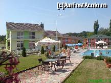 [P04] poza de pe terasa restaurantului » foto by titzian
 - 
<span class="allrVoted glyphicon glyphicon-heart hidden" id="av120549"></span>
<a class="m-l-10 hidden" id="sv120549" onclick="voting_Foto_DelVot(,120549,3022)" role="button">șterge vot <span class="glyphicon glyphicon-remove"></span></a>
<a id="v9120549" class=" c-red"  onclick="voting_Foto_SetVot(120549)" role="button"><span class="glyphicon glyphicon-heart-empty"></span> <b>LIKE</b> = Votează poza</a> <img class="hidden"  id="f120549W9" src="/imagini/loader.gif" border="0" /><span class="AjErrMes hidden" id="e120549ErM"></span>