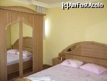 [P01] camera de la parterul vilei in sat de vacanta Verdi. » foto by ARA
 - 
<span class="allrVoted glyphicon glyphicon-heart hidden" id="av123260"></span>
<a class="m-l-10 hidden" id="sv123260" onclick="voting_Foto_DelVot(,123260,3022)" role="button">șterge vot <span class="glyphicon glyphicon-remove"></span></a>
<a id="v9123260" class=" c-red"  onclick="voting_Foto_SetVot(123260)" role="button"><span class="glyphicon glyphicon-heart-empty"></span> <b>LIKE</b> = Votează poza</a> <img class="hidden"  id="f123260W9" src="/imagini/loader.gif" border="0" /><span class="AjErrMes hidden" id="e123260ErM"></span>