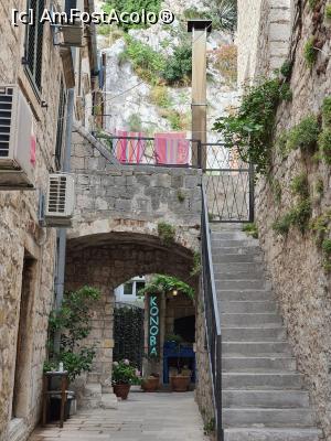 [P23] Omis, oraselul vechi » foto by LV
 - 
<span class="allrVoted glyphicon glyphicon-heart hidden" id="av1235106"></span>
<a class="m-l-10 hidden" id="sv1235106" onclick="voting_Foto_DelVot(,1235106,3029)" role="button">șterge vot <span class="glyphicon glyphicon-remove"></span></a>
<a id="v91235106" class=" c-red"  onclick="voting_Foto_SetVot(1235106)" role="button"><span class="glyphicon glyphicon-heart-empty"></span> <b>LIKE</b> = Votează poza</a> <img class="hidden"  id="f1235106W9" src="/imagini/loader.gif" border="0" /><span class="AjErrMes hidden" id="e1235106ErM"></span>