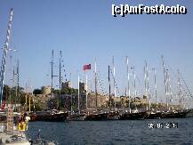 [P04] Castelul vazut din port. » foto by irinad
 - 
<span class="allrVoted glyphicon glyphicon-heart hidden" id="av164150"></span>
<a class="m-l-10 hidden" id="sv164150" onclick="voting_Foto_DelVot(,164150,3030)" role="button">șterge vot <span class="glyphicon glyphicon-remove"></span></a>
<a id="v9164150" class=" c-red"  onclick="voting_Foto_SetVot(164150)" role="button"><span class="glyphicon glyphicon-heart-empty"></span> <b>LIKE</b> = Votează poza</a> <img class="hidden"  id="f164150W9" src="/imagini/loader.gif" border="0" /><span class="AjErrMes hidden" id="e164150ErM"></span>
