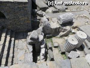 [P11] Ruine peste tot la vechiul mausoleu.  » foto by tata123 🔱
 - 
<span class="allrVoted glyphicon glyphicon-heart hidden" id="av635831"></span>
<a class="m-l-10 hidden" id="sv635831" onclick="voting_Foto_DelVot(,635831,3030)" role="button">șterge vot <span class="glyphicon glyphicon-remove"></span></a>
<a id="v9635831" class=" c-red"  onclick="voting_Foto_SetVot(635831)" role="button"><span class="glyphicon glyphicon-heart-empty"></span> <b>LIKE</b> = Votează poza</a> <img class="hidden"  id="f635831W9" src="/imagini/loader.gif" border="0" /><span class="AjErrMes hidden" id="e635831ErM"></span>